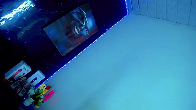 SaramyBigcock 라이브 XXX 채팅