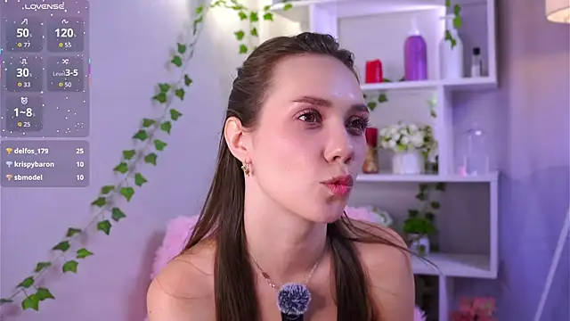 Živý XXX chat RoseliaLocatelli