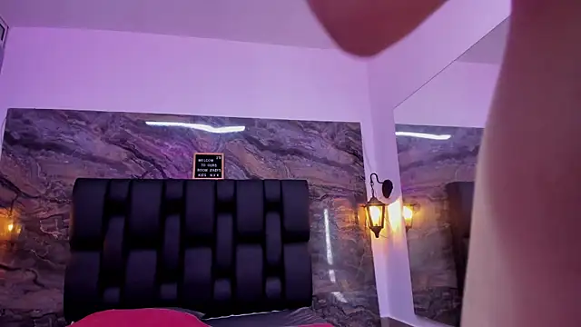 Chat +18 de Arivdoll ao vivo