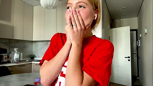 AlberthaBudd Chat XXX live