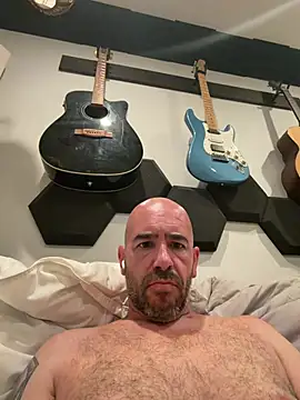 Italianstallion2756 – Live XXX-chat
