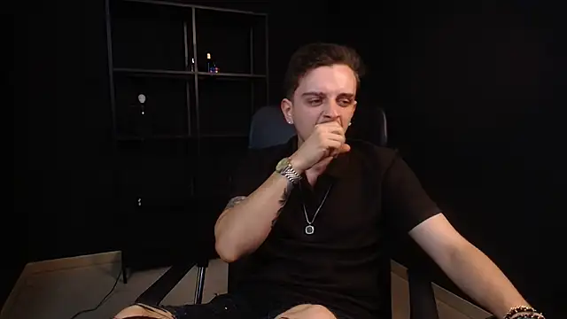 Živý XXX chat FelixStarkk