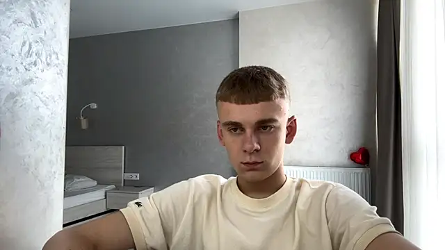 Вебкам-шоу SoloFury