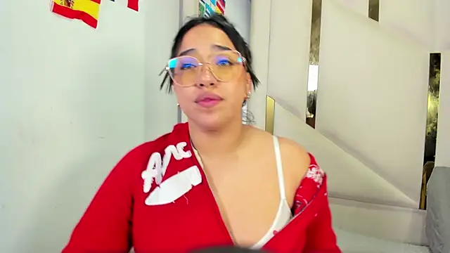 IsabellRodriguez18のライブXXXチャット