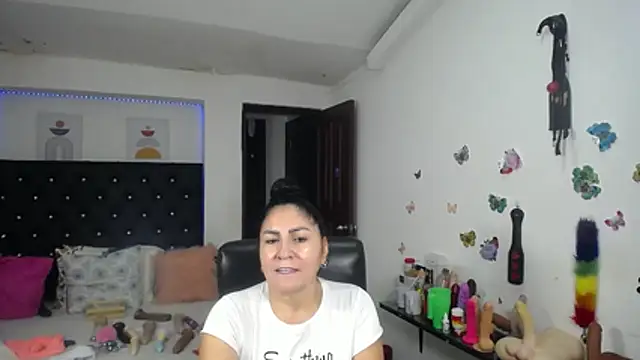 mature_bigboobs10's Live XXX Chat