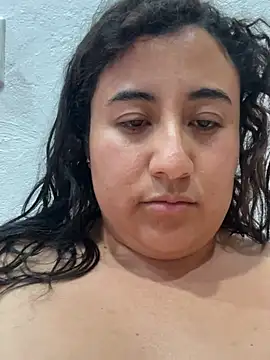 Acinorev2's Live XXX Chat