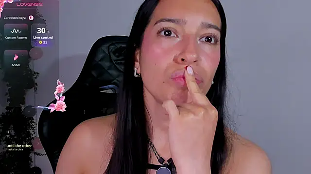 Živý XXX chat Noaah25_