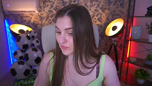 EmmyCharmm's Live XXX Chat