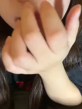 Chat XXX ao vivo de Uyennii02