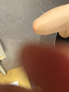 yiyi_08 Show Webcam