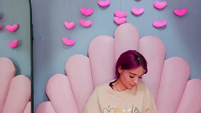 luci_miller 即時 XXX 聊天