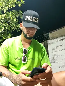 PIGHIGHDIRTY_p0 – Naživo XXX chat