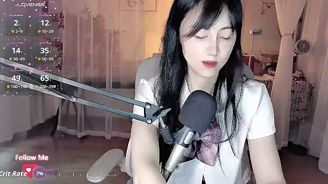 Chat XXX en directo de noomi-1111