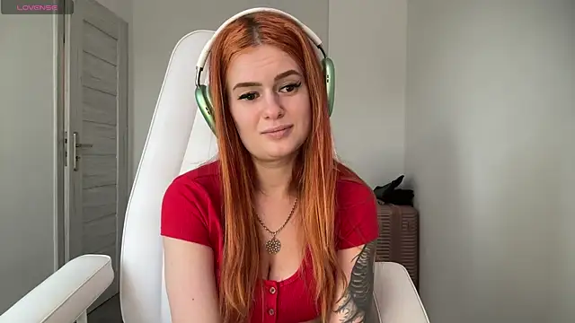 NatureWingless' Live XXX Chat