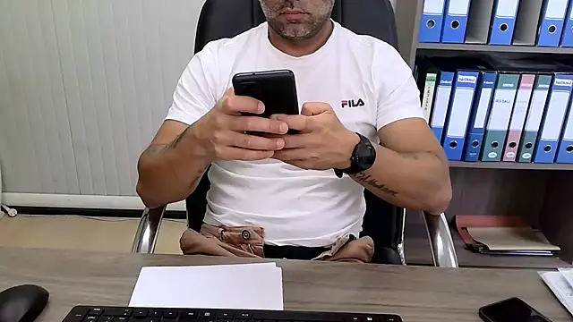 Evasionee Chat XXX live