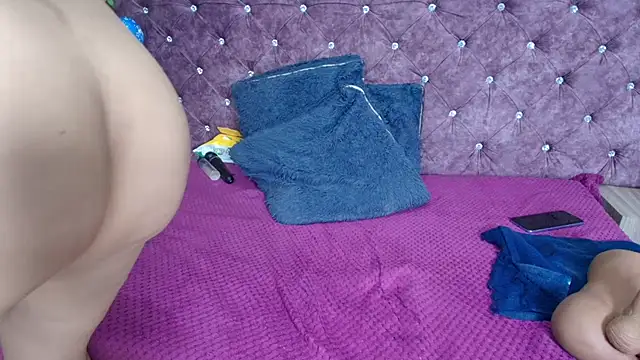 Chat XXX en directo de VALENTINA3x