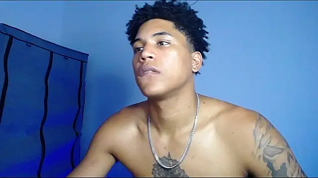 LatinEvanoBBC live XXX chat