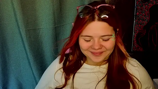 Chat +18 de KellyFiery ao vivo