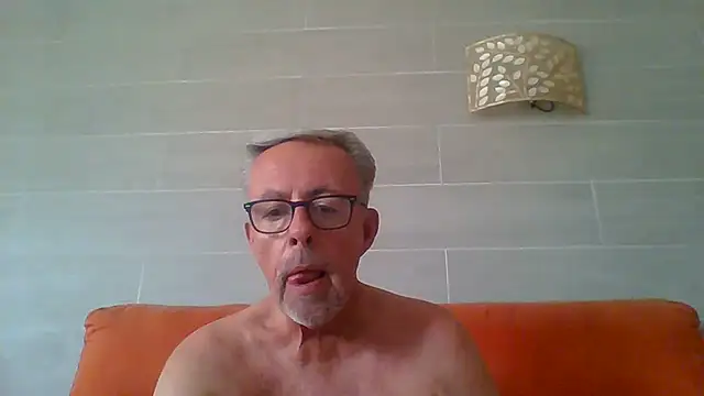Chatroom XXX en direct de tuggy59