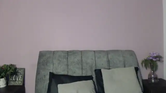 Samantha__Benet Adlı Modelin Canlı XXX Sohbeti