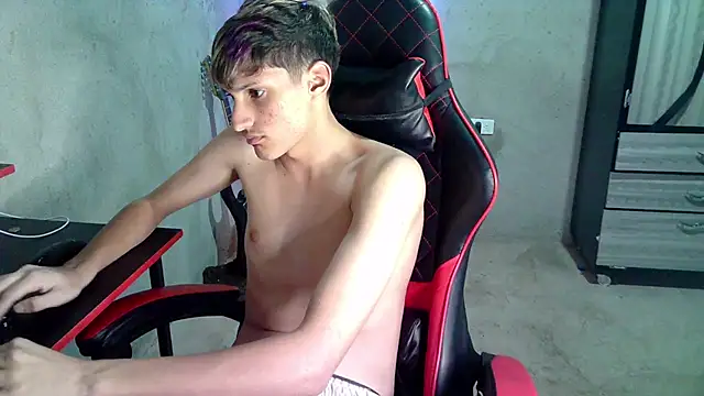 Pablito_Junior11n Live XXX chat
