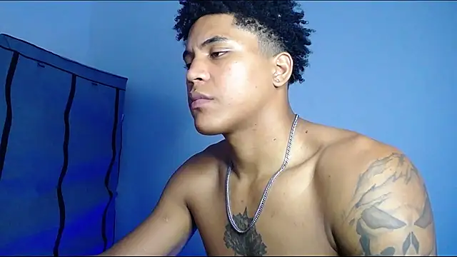 Chat XXX ao vivo de LatinEvanoBBC
