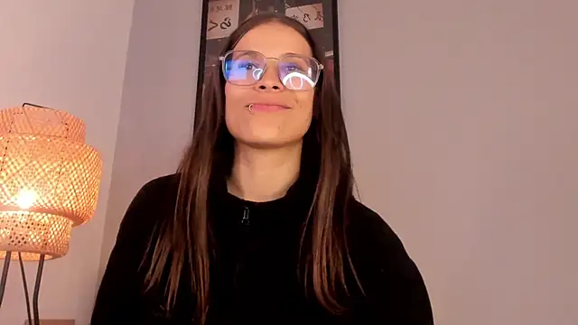 Aleexa_Cute Chat XXX in diretta