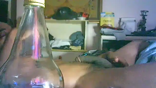 Chat XXX en directo de CR3M3_FIR3