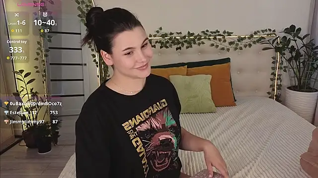 EmiWrenn Live XXX chat