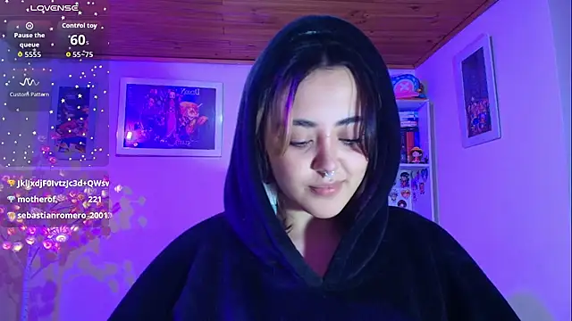 Chat XXX en directo de Nanachi_uwu