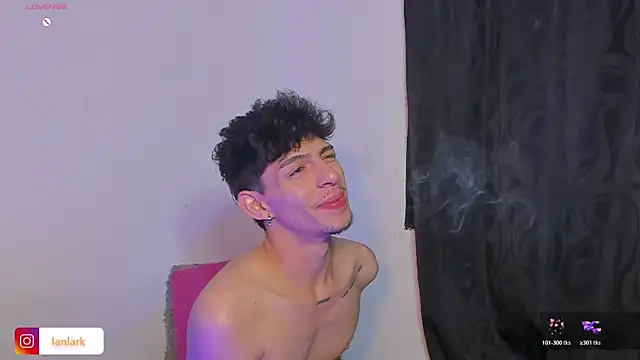 _IanLark Webcam Show