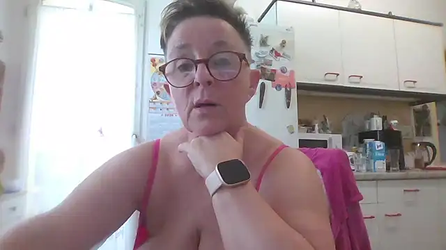 Reife_Katy Live XXX-Chat