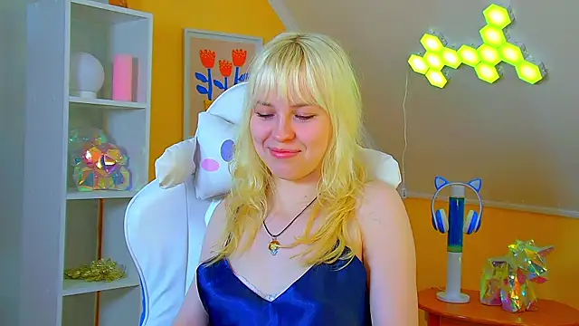 HannahHollis Adlı Modelin Canlı XXX Sohbeti