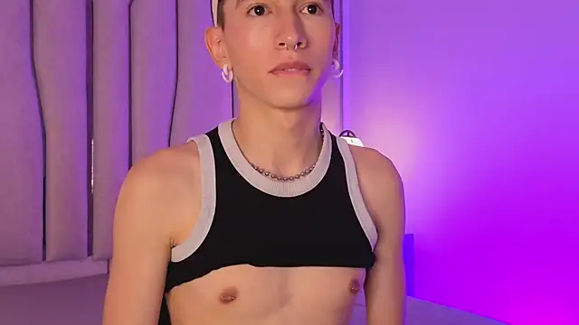 Chat +18 de lian_cameron ao vivo