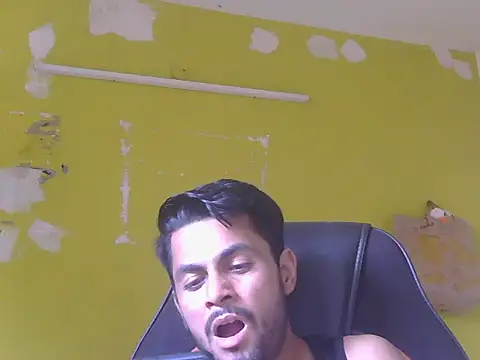 Stubborndesiboy Live XXX Chat