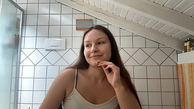 ShaylaChong's Live XXX Chat