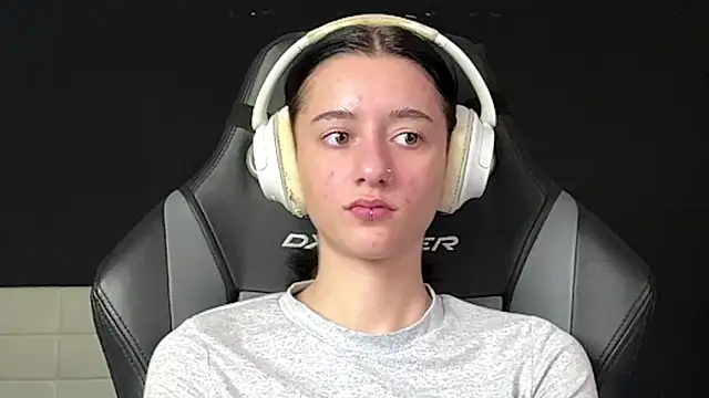 Chat XXX en directo de NakishaPreedom
