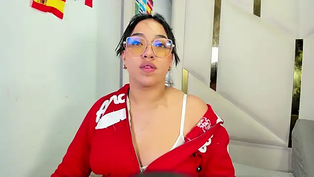IsabellRodriguez18: απευθείας συνομιλία ΧΧΧ