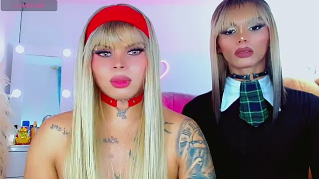 XXX chat uživo modela AdanKinng