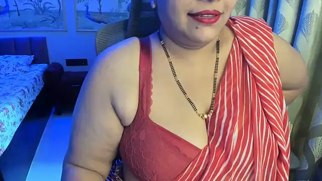 tarivishu11 Adlı Modelin Canlı XXX Sohbeti