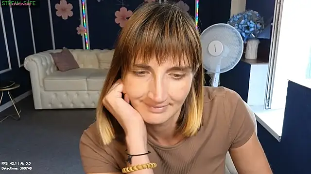 دردشة Nika_Kitten الجنسية المباشرة