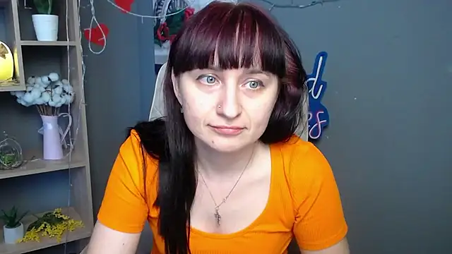 NinaFlawlees Adlı Modelin Canlı XXX Sohbeti