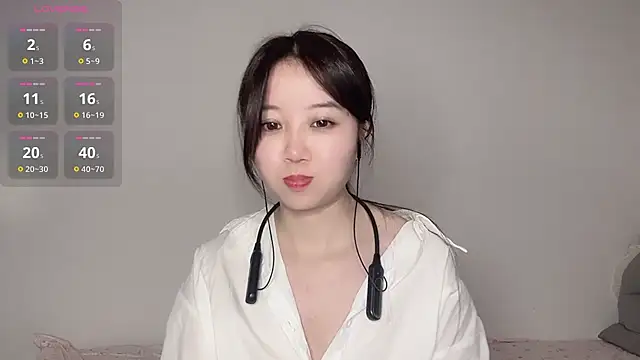 77-Vicky Live XXX-chat