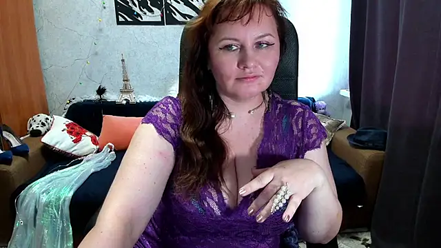 Nikki_March élő XXX-chatje