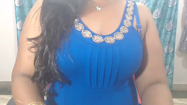 Sophia_your live XXX chat