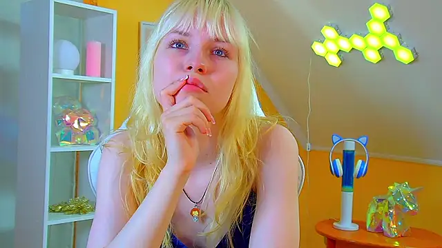 צ'אט XXX בשידור חי של HannahHollis