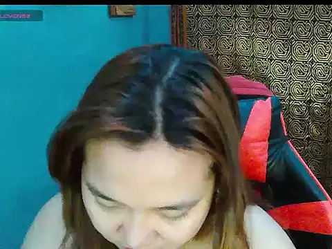 צ'אט XXX בשידור חי של MissVeloura_XX