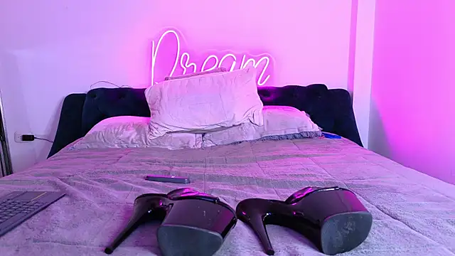 Bimbo_sofi Live XXX-chat