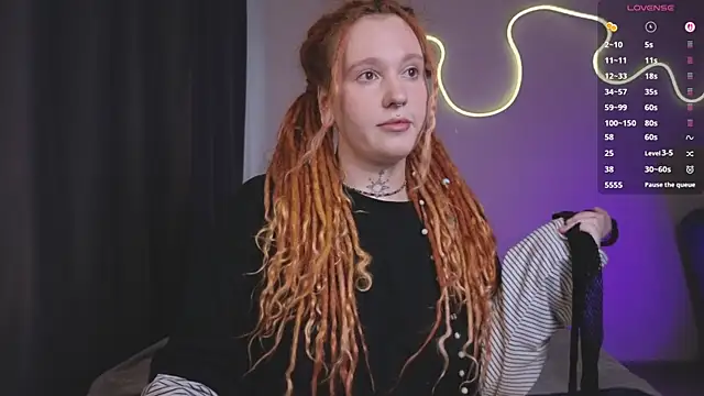 The_Full_Red_Moon's Live XXX Chat