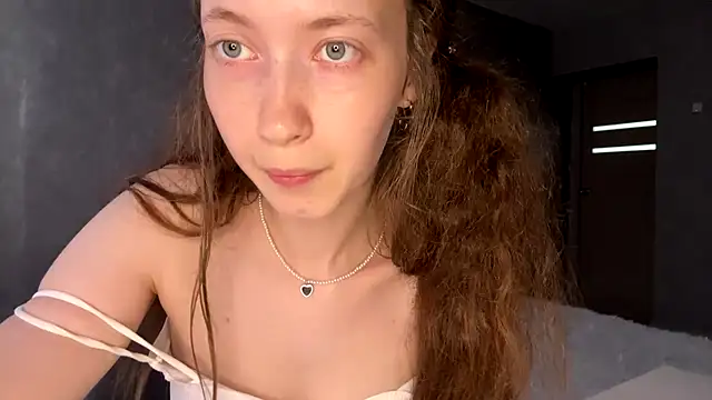 Emily_Mur_ élő XXX-chatje
